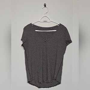 LULULEMON Women's Short Sleeve V-Neck Black Striped Top - Size 10-12